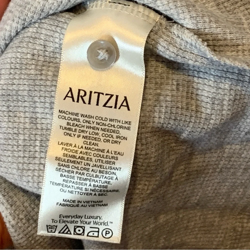 Aritzia Sunday Best Baby Waffle Rory Henley Long Sleeve Button Crewneck $35.00 - Picture 13 of 14